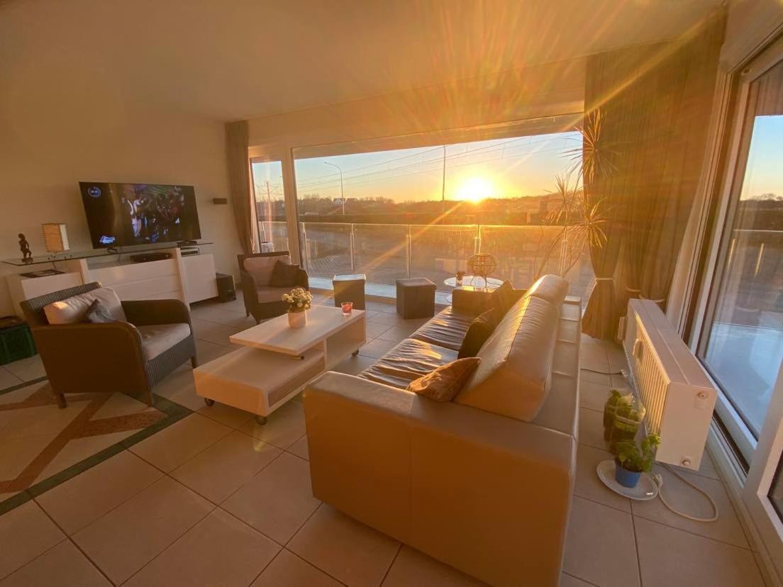 Seadream - Modern, Sunny With Big Terraces & Open View - Very Close To Sea, Beach, Shops, Restaurants & Beach Bars Nieuwpoort Kültér fotó
