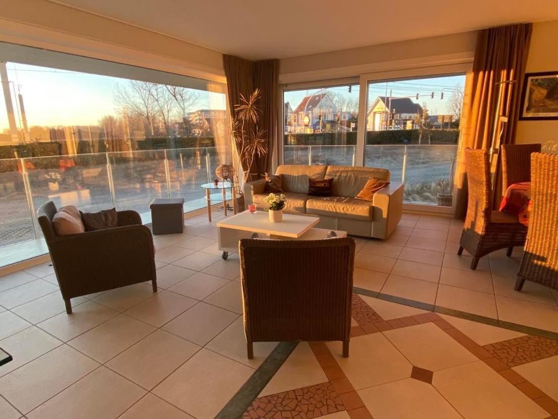 Seadream - Modern, Sunny With Big Terraces & Open View - Very Close To Sea, Beach, Shops, Restaurants & Beach Bars Nieuwpoort Kültér fotó